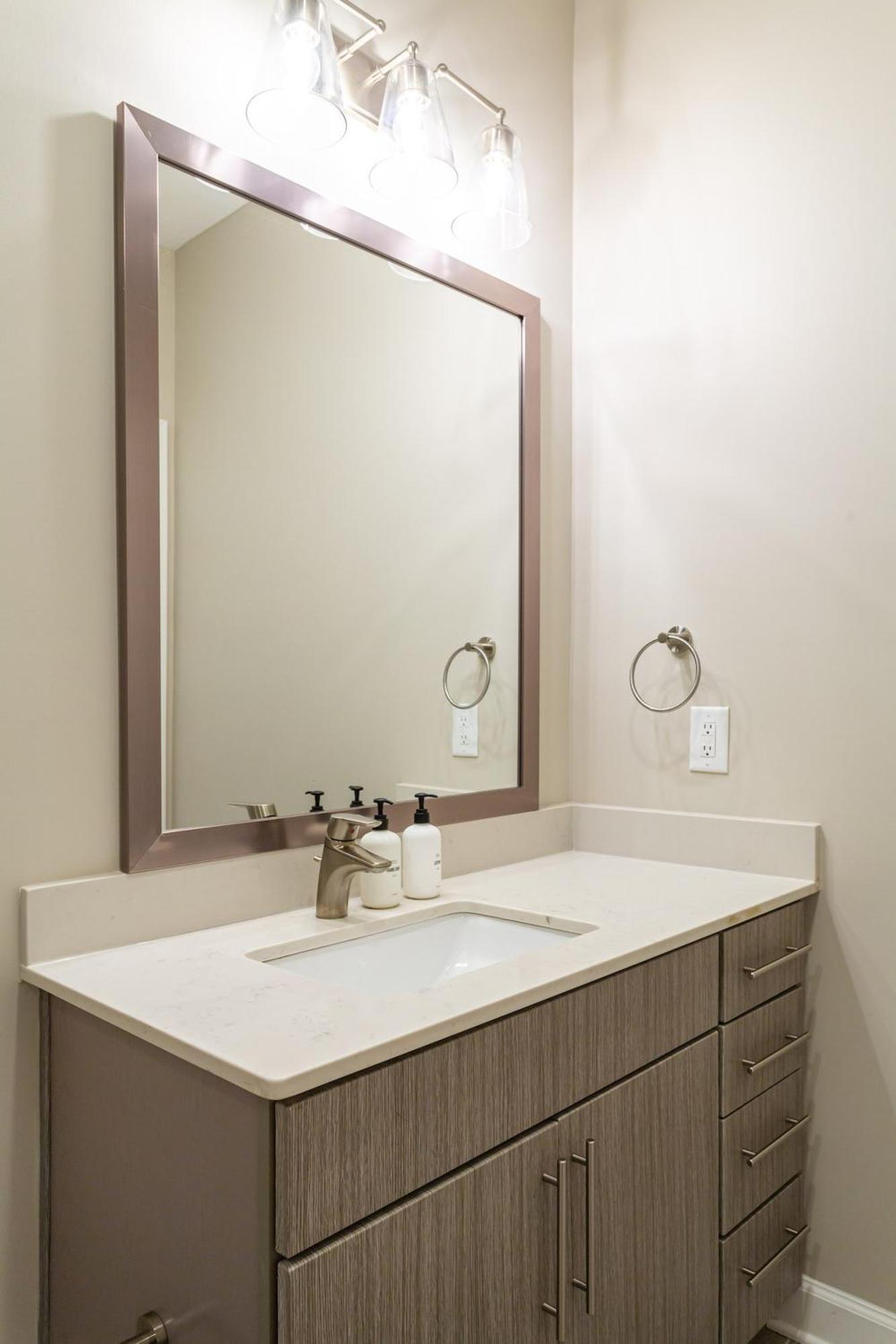 Kasa Freemorewest Charlotte Room photo
